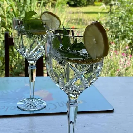 Mit Romantischem Garten An Der Märchenstraße! Apartment