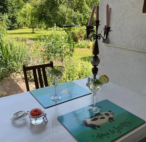 Mit Romantischem Garten An Der Maerchenstrasse! 아파트 Reinhardshagen