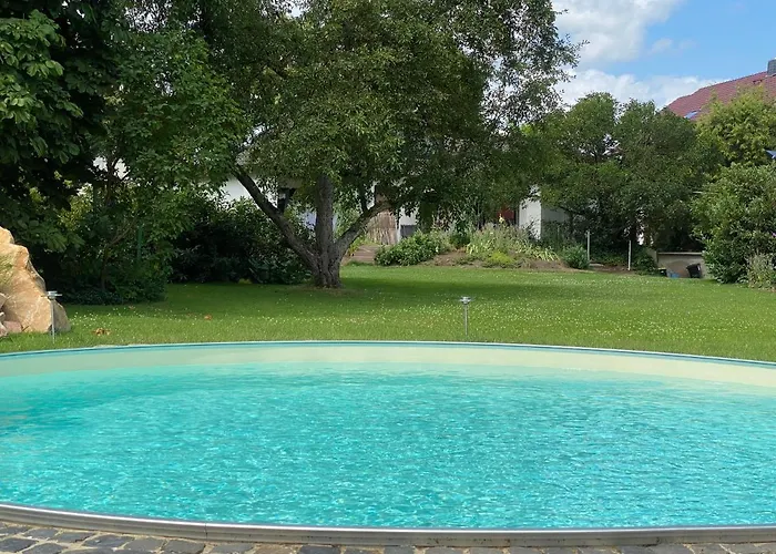 아파트 Mit Romantischem Garten An Der Maerchenstrasse! Reinhardshagen